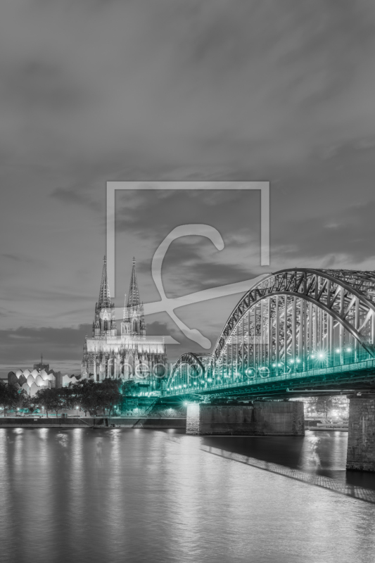 frei wählbarer Bildausschnitt für Ihr Bild auf Glas-Schneidebrett