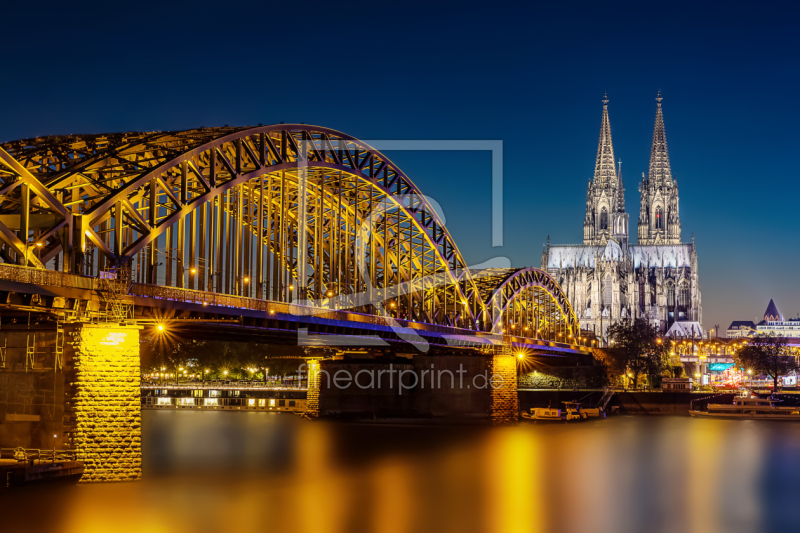 frei w&auml;hlbarer Bildausschnitt f&uuml;r Ihr Bild auf Glas-Schneidebrett