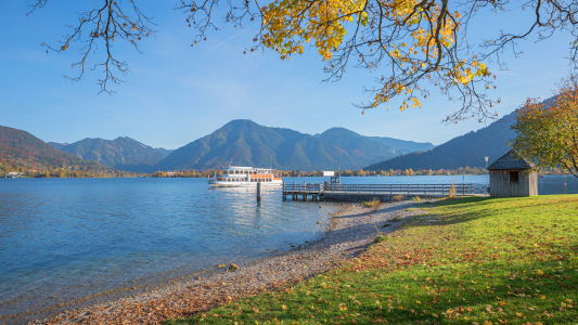 Bild-Nr: 12938201 Schiffsanlegestelle Abwinkl am Tegernsee Erstellt von: SusaZoom