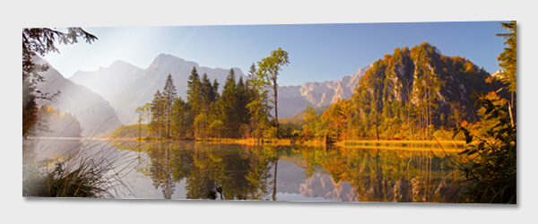 Almsee mit natürlichem Ramen von photoplace