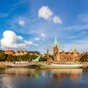 Bild-Nr: 12623951 Schiffe am Martinianleger in der Hansestadt Bremen Erstellt von: dieterich