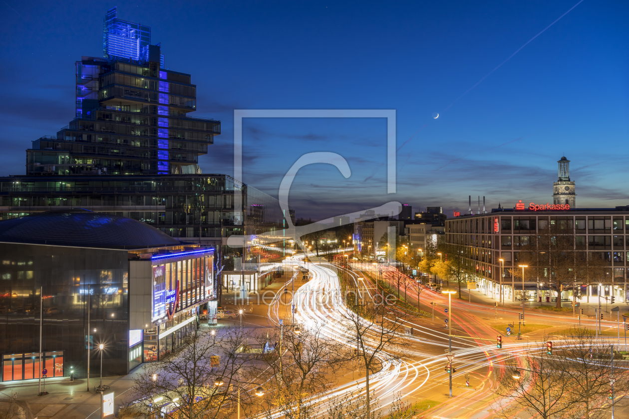 Rathaus als Leinwanddruck abends Hannover