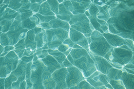 Blaues Wasser im Swimmingpool - 10524367 /leinwand/bigthumb/10524367.jpg