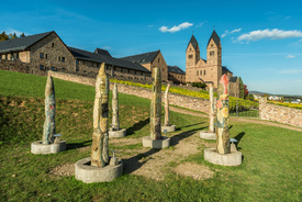 Hildegards Visionen vor Abtei St. Hildegard - 11091883 /leinwand/bigthumb/11091883.jpg