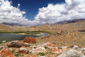 Buddha-Lake - 11321630 /leinwand/bigthumb/11321630.jpg