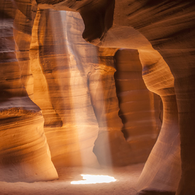 Antelope Canyon – Faszinierende Lichtsäule - 11329761 /leinwand/bigthumb/11329761.jpg