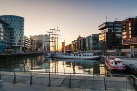 HAMBURG - 11883383 /leinwand/bigthumb/11883383.jpg