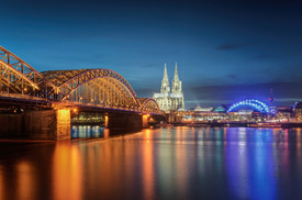 Köln am Abend - 12557608 /leinwand/bigthumb/12557608.jpg