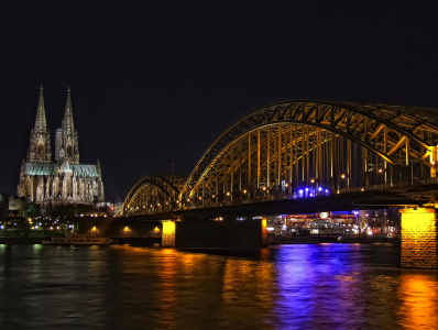 Bild-Nr: 9231913 Koelner Dom mit Hohenzollernbruecke Erstellt von: Porter