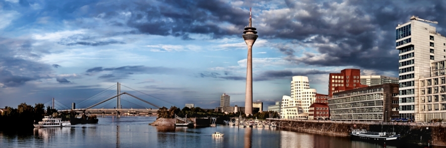 Bild-Nr: 9482740 - Typisch Düsseldorf - Erstellt von: Galerie-Fotoeffekt