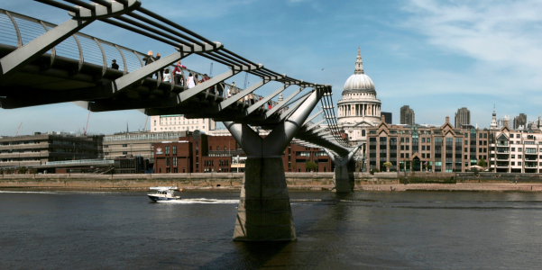 Bild-Nr: 9568764 MILLENNIUM BRIDGE Erstellt von: Galerie-Fotoeffekt