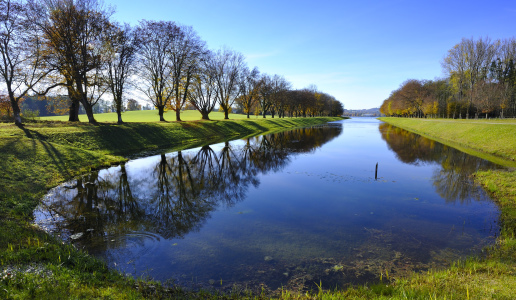 Bild-Nr: 9865988 Allee am Wasser Erstellt von: quelindo