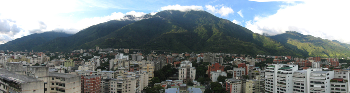Bild-Nr: 10210201 Caracas mit Hausberg Avila Erstellt von: Heinrich Sassenfeld