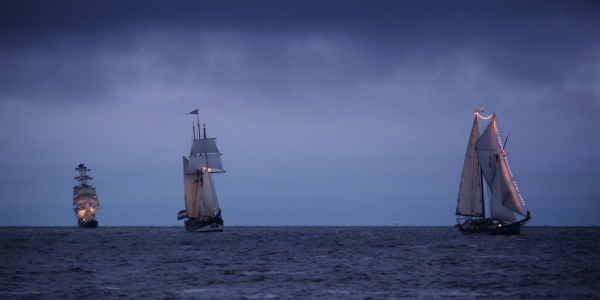 Bild-Nr: 10256547 Sail am Abend Erstellt von: FotoDeHRO