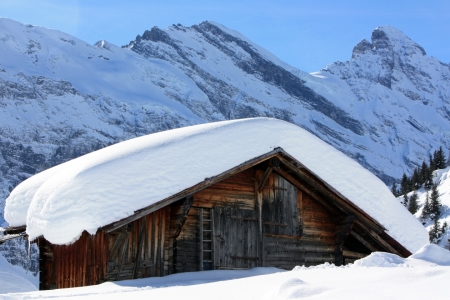 Bild-Nr: 10430323 verschneite Hütte Erstellt von: Bettina Schnittert