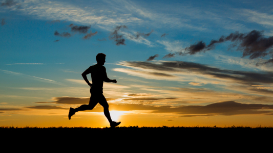 Bild-Nr: 10497329 Jogger am Abendhimmel Erstellt von: stefanschurr