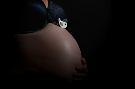 Bild-Nr: 10596453 pregnant woman Erstellt von: PhotographybyMK