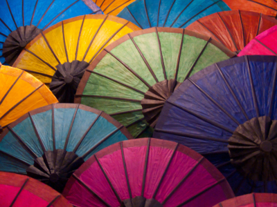 Bild-Nr: 10613318 Bunte Papierschirme, Nightmarket in Luang Prabang Erstellt von: pictaria