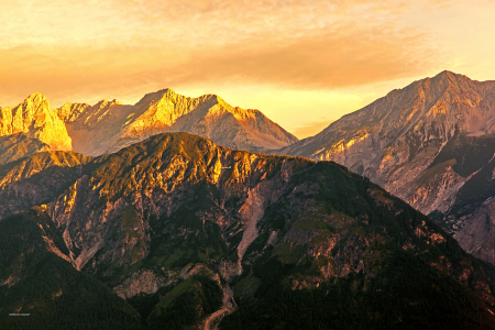 Bild-Nr: 10620692 Karwendel in der Morgensonne Erstellt von: wompus