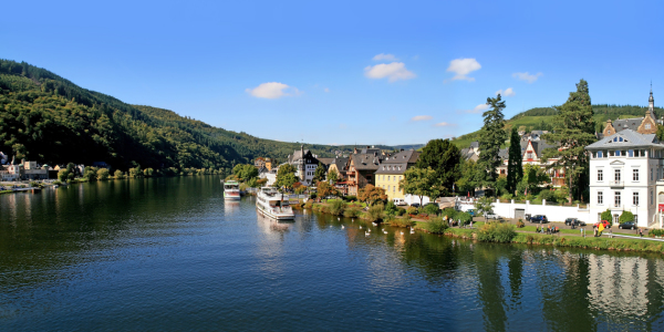 Bild-Nr: 10645228 Schöne Mosel bei Bernkastel Kues Erstellt von: Mausopardia