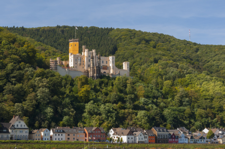 Bild-Nr: 10653416 Schloss Stolzenfels mit Königsbach Erstellt von: Erhard Hess