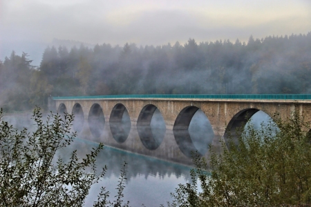 Bild-Nr: 10686662 Brücke in der Dämmerung Erstellt von: falconer59