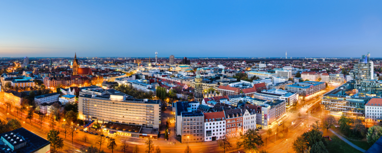 Bild-Nr: 10746977 Hannover Skyline Erstellt von: Mapics