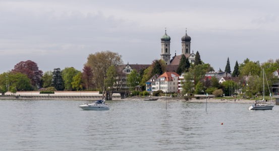 Bild-Nr: 10765983 Schlossufer Friedrichshafen Erstellt von: Erhard Hess