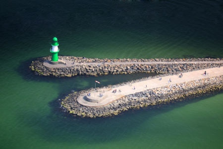 Bild-Nr: 10799801 Mole Warnemünde Erstellt von: FotoDeHRO
