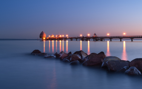 Bild-Nr: 10828821 Pier Lights Erstellt von: Nordbilder