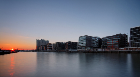 Bild-Nr: 10881180 Hafencity sunset Erstellt von: PhotoArt-Hartmann