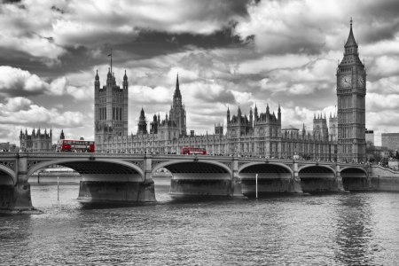 Bild-Nr: 10936991 Houses of Parliament und rote Busse Erstellt von: Melanie Viola