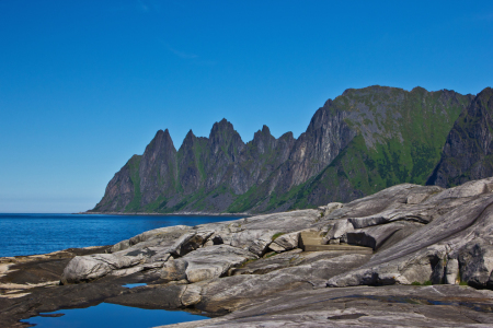 Bild-Nr: 11060115 Gebirgskette Okshornan auf Senja, Norwegen Erstellt von: Anja Schäfer