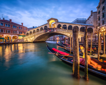 Bild-Nr: 11166142 Rialtobrücke in Venedig bei Nacht Erstellt von: eyetronic