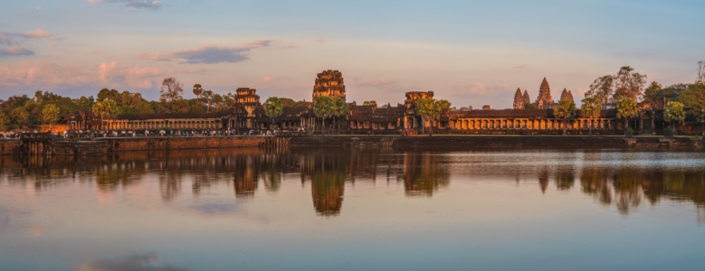 Bild-Nr: 11170472 Kambodscha - Angkor Wat bei Sonnenuntergang Erstellt von: Jean Claude Castor
