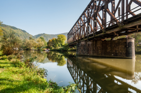 Bild-Nr: 11177348 Oberlahnsteiner Eisenbahnbrücke Erstellt von: Erhard Hess