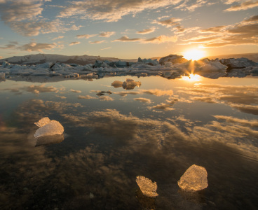 Bild-Nr: 11200598 Eisberge im Gletschersee Joekulsarlon im Abendlicht, Island Erstellt von: orxy