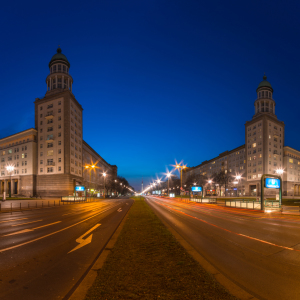 Bild-Nr: 11207078 Berlin - Frankfurter Tor zur blauen Stunde Panorama Erstellt von: Jean Claude Castor