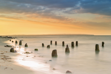 Bild-Nr: 11255012 Buhnen an der Ostsee Erstellt von: HeschFoto