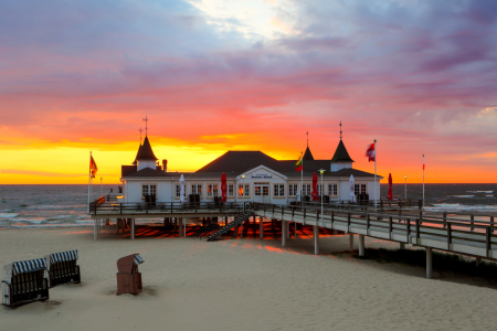 Bild-Nr: 11293612 Seebrücke Ahlbeck bei Sonnenaufgang Erstellt von: Schildchen