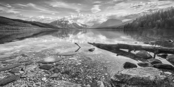 Bild-Nr: 11353440 Lake McDonald - Glacier NP USA sw Erstellt von: TomKli