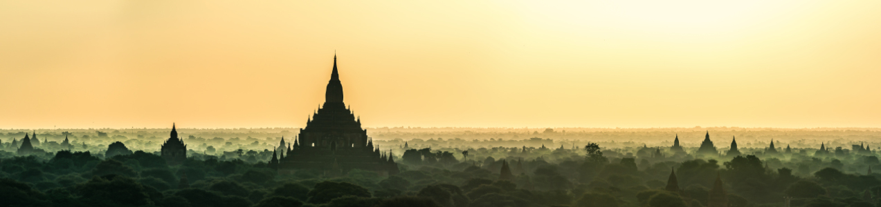 Bild-Nr: 11370237 Burma - Bagan am Morgen Panorama  Erstellt von: Jean Claude Castor