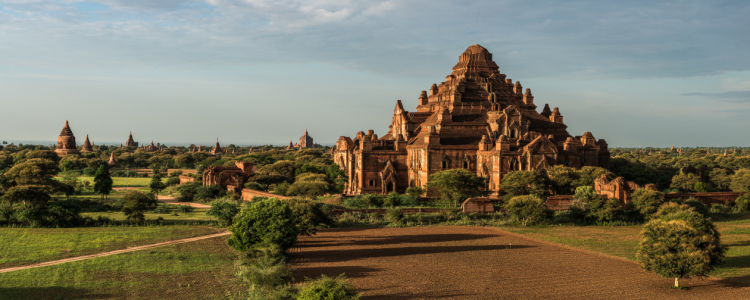 Bild-Nr: 11371725 Burma - Bagan Dahmmayan Gyi Phaya Erstellt von: Jean Claude Castor