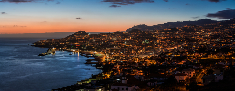 Bild-Nr: 11438317 Madeira - Funchal zur blauen Stunde Panorama Erstellt von: Jean Claude Castor