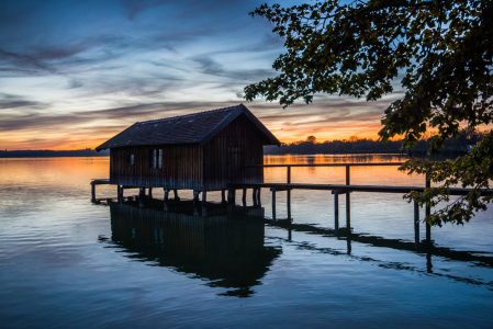 Bild-Nr: 11446414 Das Bootshaus bei Sonnenuntergang Erstellt von: hannes cmarits