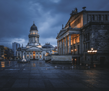 Bild-Nr: 11473720 Berlin - Gendarmenmarkt im Regen Erstellt von: Jean Claude Castor