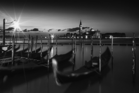 Bild-Nr: 11491288 VENICE San Giorgio Maggiore Nightscape black and white Erstellt von: Melanie Viola