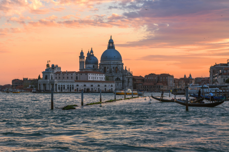 Bild-Nr: 11493537 Venedig - Santa Maria della Salute bei Sonnenuntergang Erstellt von: Jean Claude Castor
