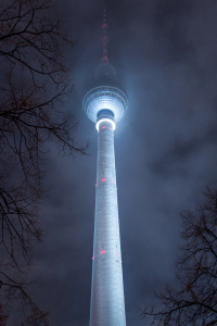 Bild-Nr: 11542620 Berliner Fernsehturm bei Nacht Erstellt von: DiPaFoto