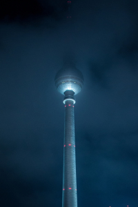 Bild-Nr: 11548530 Berliner Fernsehturm bei Nacht II Erstellt von: DiPaFoto
